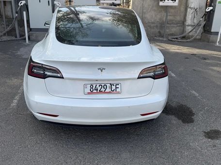 Tesla Model 3, 2020 — 照片 3
