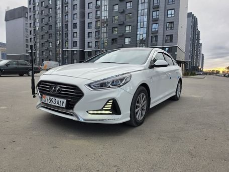 Hyundai Sonata, 2018 — фото 1