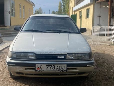 Mazda 626, 1990 — photo 1