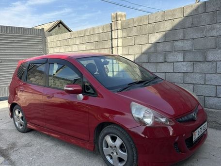 Honda Fit, 2005