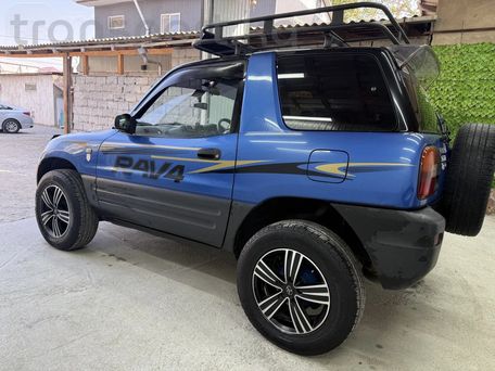 Toyota RAV4, 1994 — 照片 4
