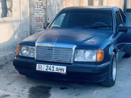 Mercedes-Benz W124, 1990 — 照片 1