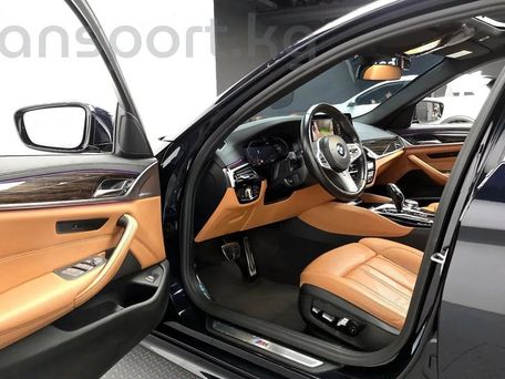 BMW 5 серии, 2021 — 照片 6