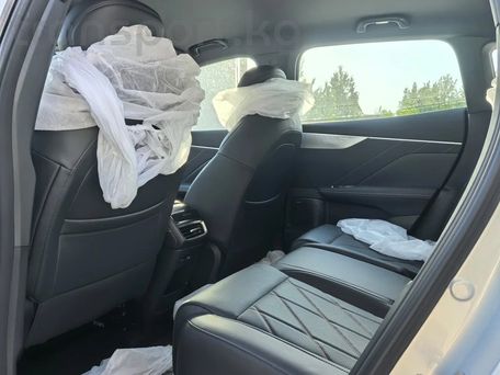 Changan Deepal S05, 2026 — photo 6