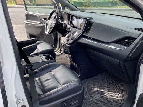 Toyota Sienna, 2018 — photo 5