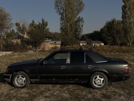 Mercedes-Benz W124, 1988 — photo 3