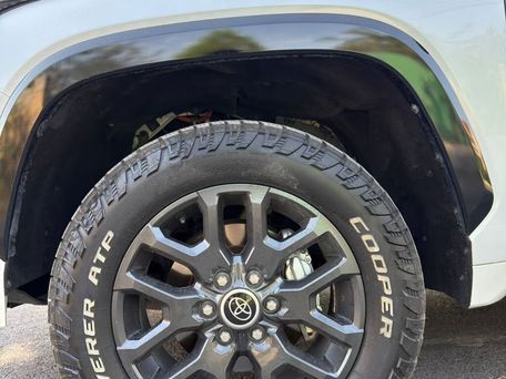 Toyota Tundra, 2023 — сүрөт 11
