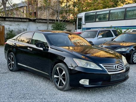 Lexus ES, 2010 — photo 1