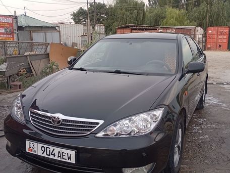 Toyota Camry, 2004 — 照片 2