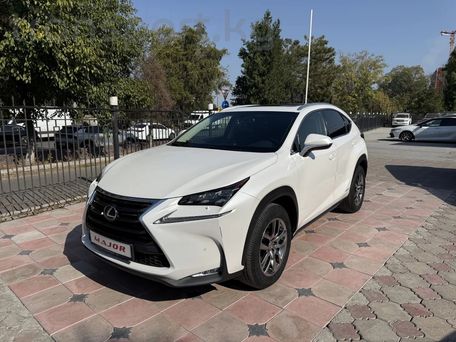 Lexus NX, 2017 — 照片 1