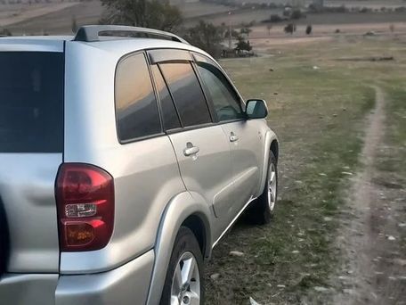 Toyota RAV4, 2005 — сүрөт 2