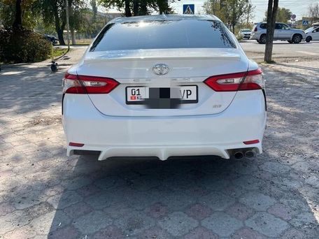 Toyota Camry, 2019 — 照片 2