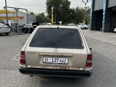 Mercedes-Benz W124, 1990 — 照片 7