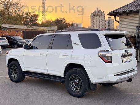 Toyota 4Runner, 2020 — photo 4
