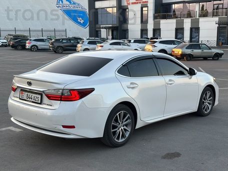 Lexus ES, 2017 — photo 8