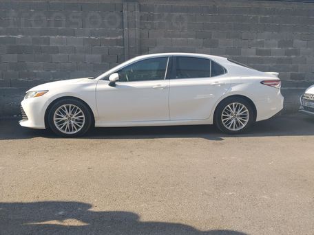 Toyota Camry, 2018 — photo 3