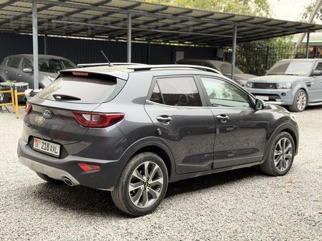 Kia Stonic, 2019 — photo 4