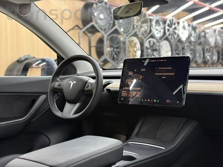 Tesla Model Y, 2022 — photo 7