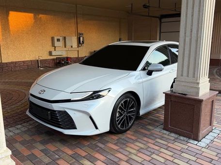 Toyota Camry, 2026 — 照片 3