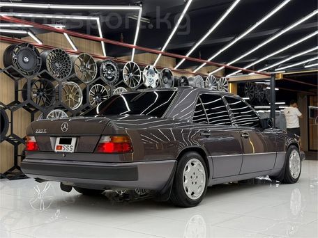 Mercedes-Benz W124, 1992 — сүрөт 3