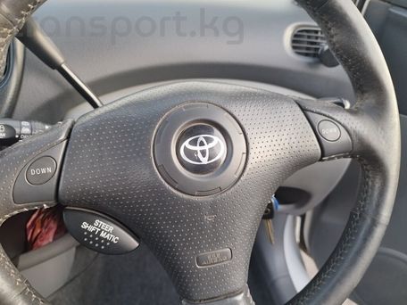 Toyota FunCargo, 2001 — photo 4
