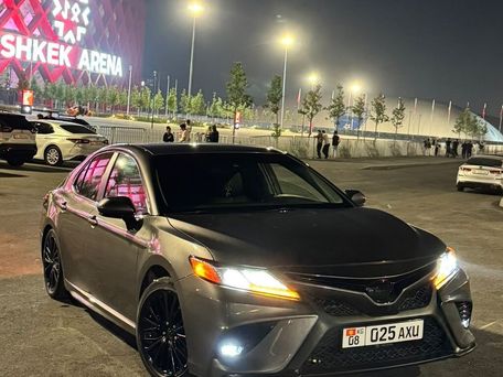 Toyota Camry, 2018 — фото 1