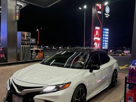 Toyota Camry, 2019 — photo 4