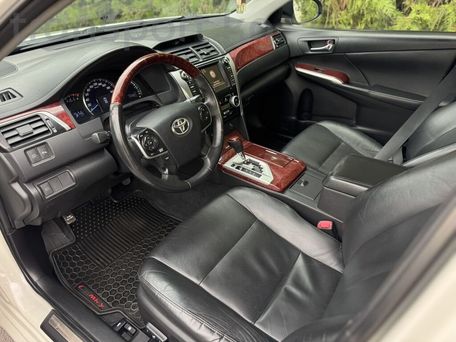 Toyota Camry, 2012 — 照片 5