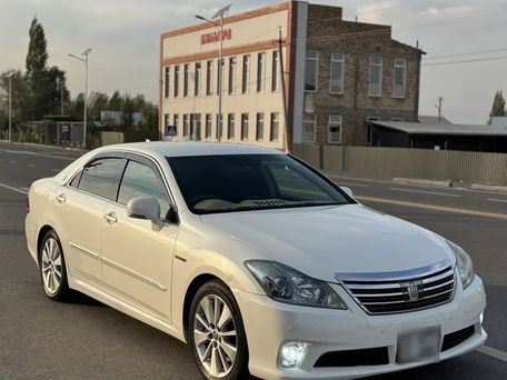 Toyota Crown, 2011 — photo 1