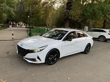 Hyundai Avante, 2022 — photo 1