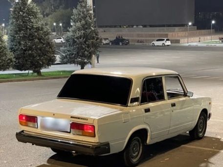 Lada (ВАЗ) 2107, 2010 — 照片 3