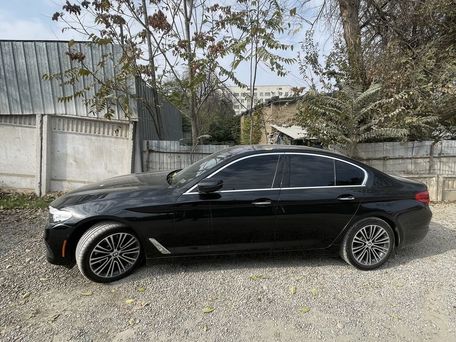 BMW 5 Series, 2018 — photo 3