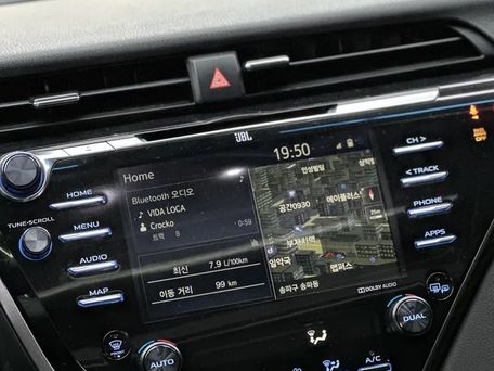 Toyota Camry, 2018 — 照片 8