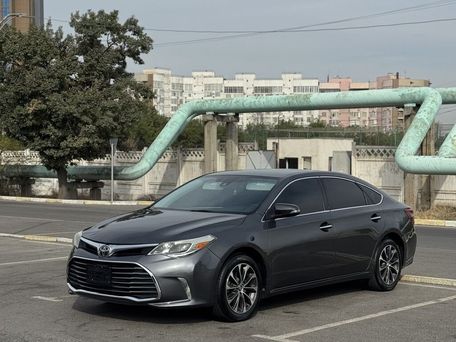 Toyota Avalon, 2017 — фото 2
