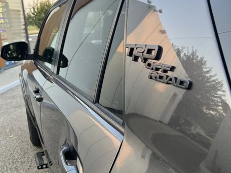 Toyota 4Runner, 2019 — фото 12
