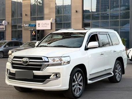 Toyota Land Cruiser, 2021 — фото 1