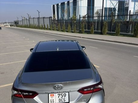 Toyota Camry, 2021 — 照片 4