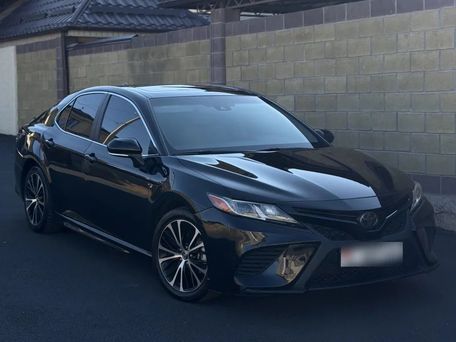 Toyota Camry, 2018 — photo 3