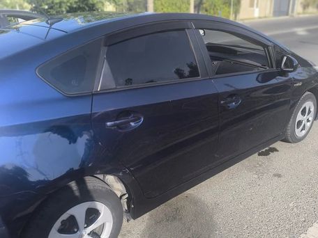 Toyota Prius, 2015 — фото 2
