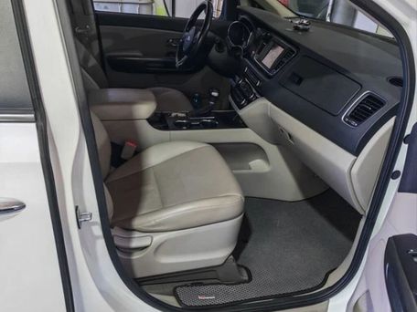 Kia Carnival, 2018 — photo 5