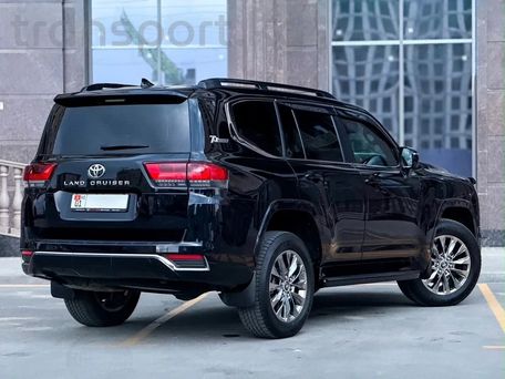 Toyota Land Cruiser, 2022 — photo 3