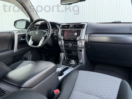 Toyota 4Runner, 2021 — сүрөт 8