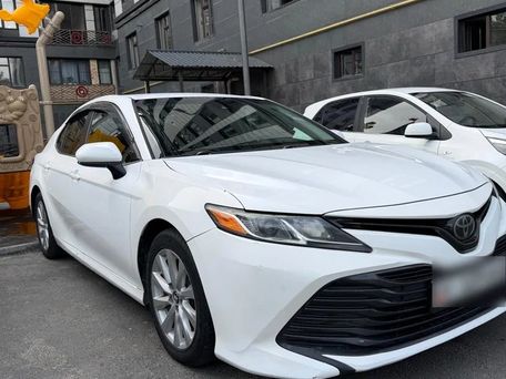 Toyota Camry, 2018 — фото 2
