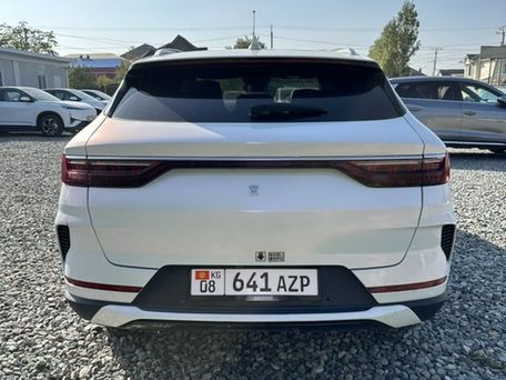 BYD Song Plus, 2022 — 照片 2