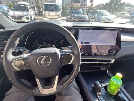 Lexus RX, 2023 — сүрөт 4