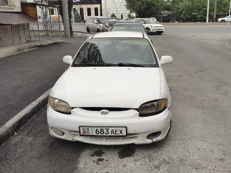 Hyundai Accent, 1999