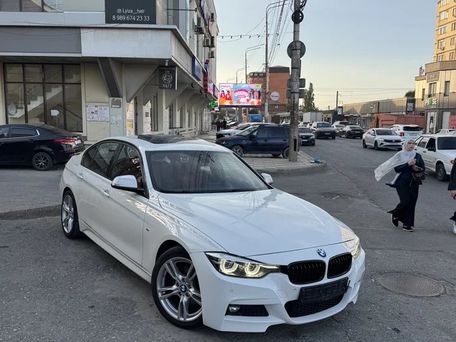 BMW 3 серии, 2018 — 照片 1