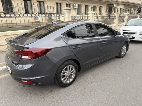 Hyundai Avante, 2018 — сүрөт 4