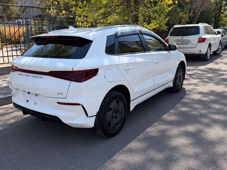 BYD E2, 2023 — photo 4