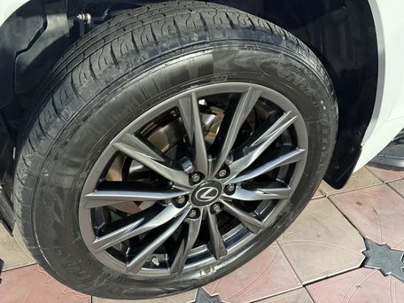 Lexus LX, 2022 — 照片 3